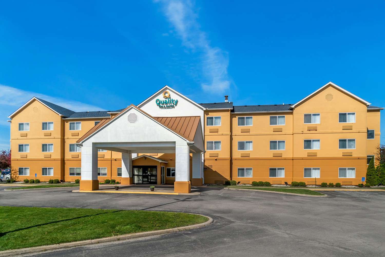 Quality Inn and Suites Bay City 2/34