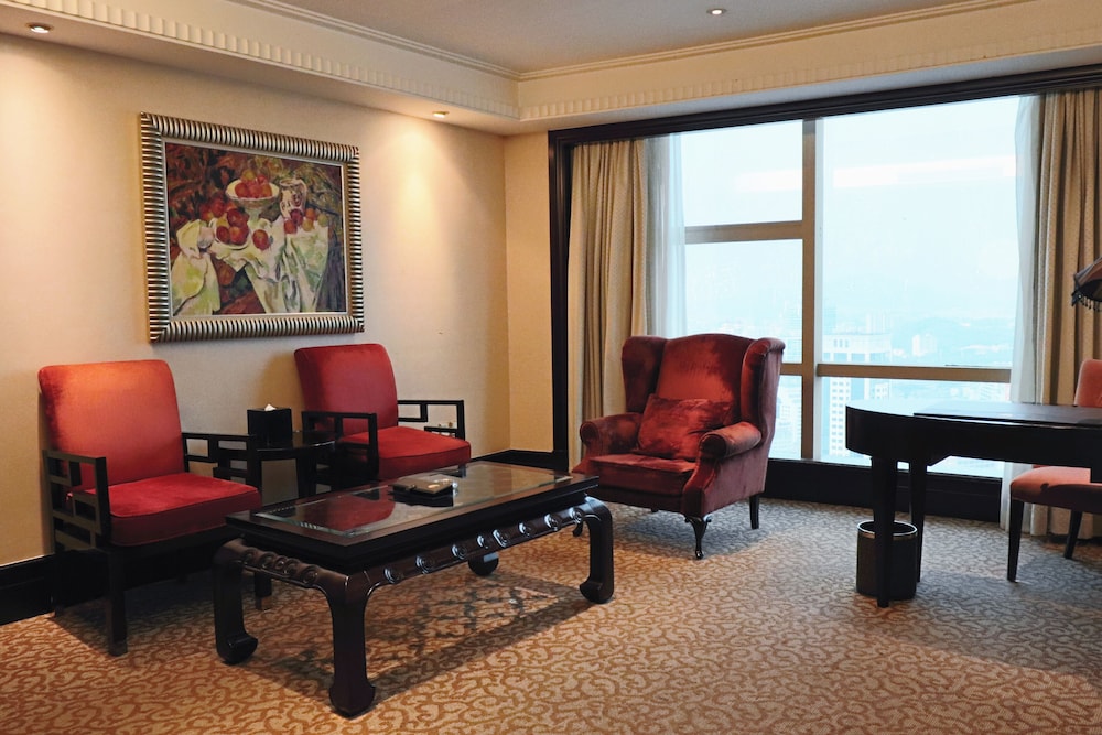 ROYAL MEDITERRANEAN HOTEL 36/47