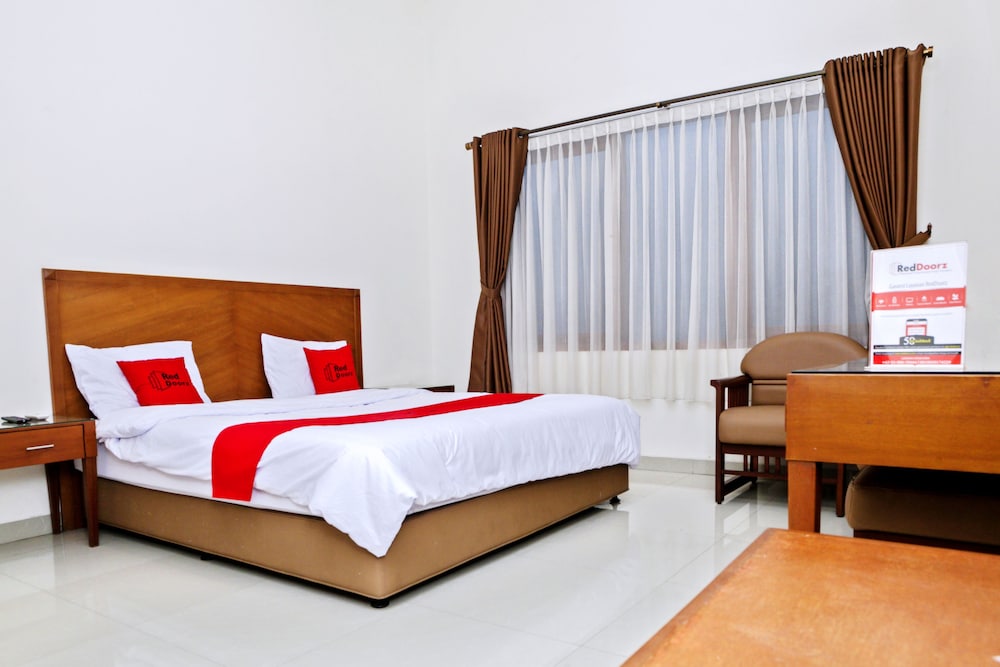 Reddoorz Plus Near Rumah Mode 21/41