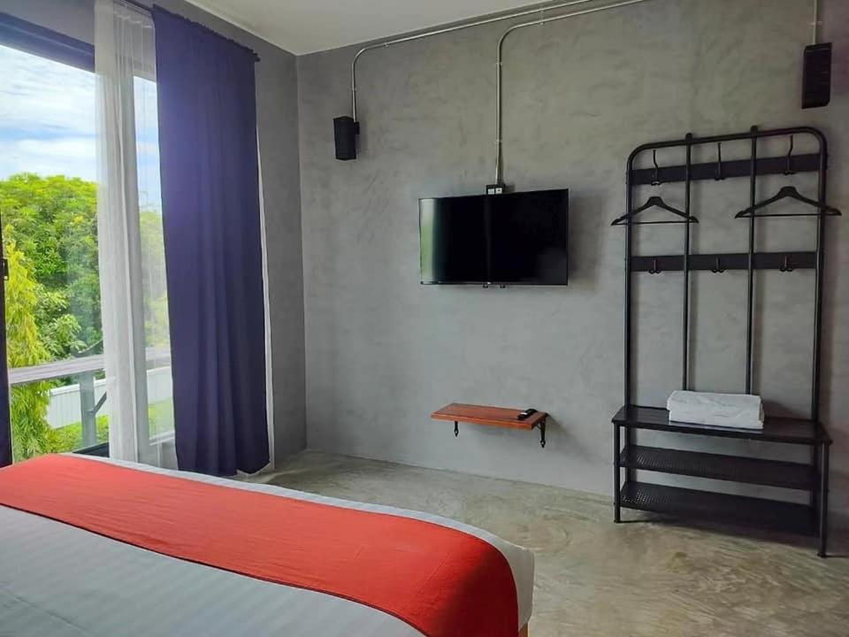 Cicada Hotel Kanchanaburi 7/15