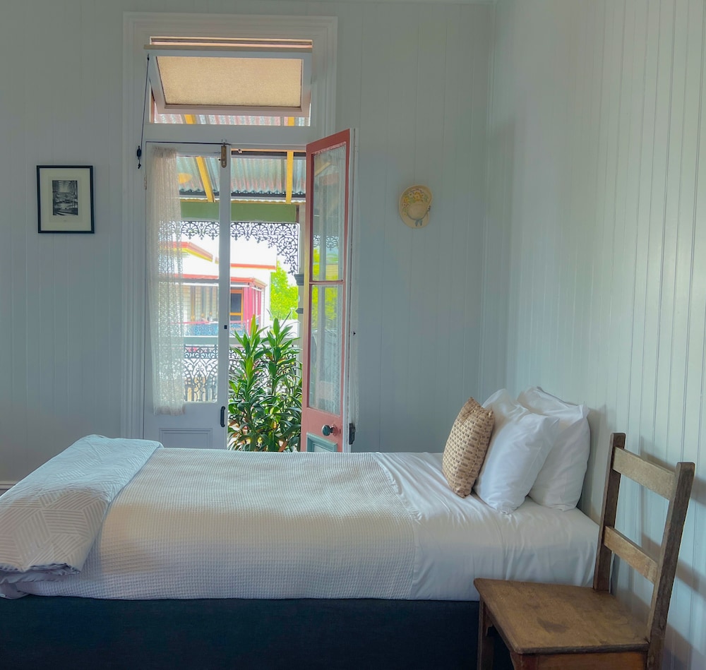 Ulmarra Hotel 14/38