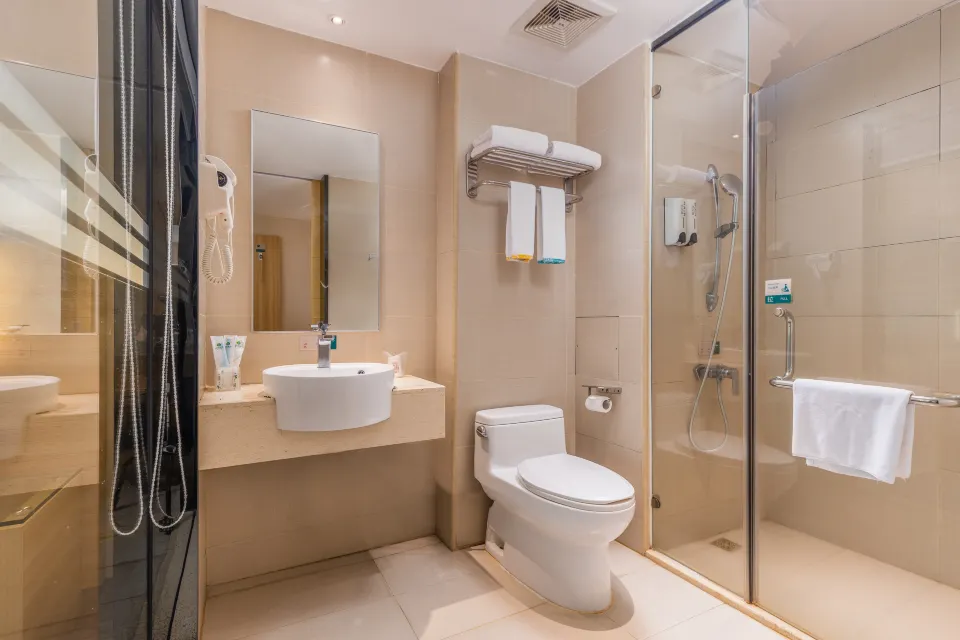City Comfort Inn Haikou East High Speed Railway Station 67/72