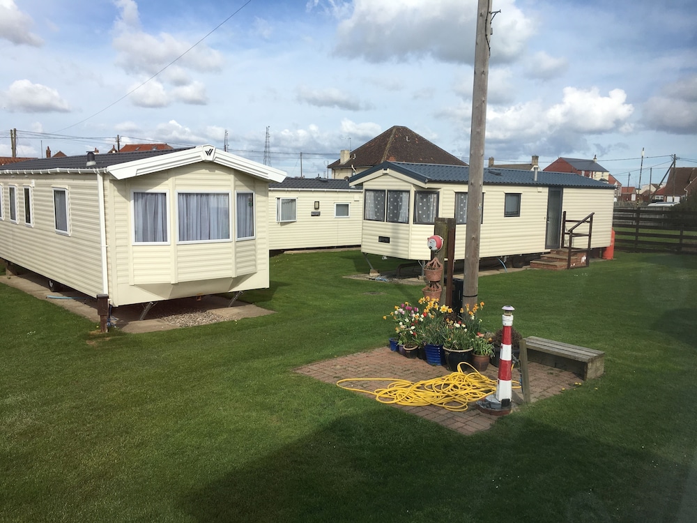 The Leas Beach Park 37/50