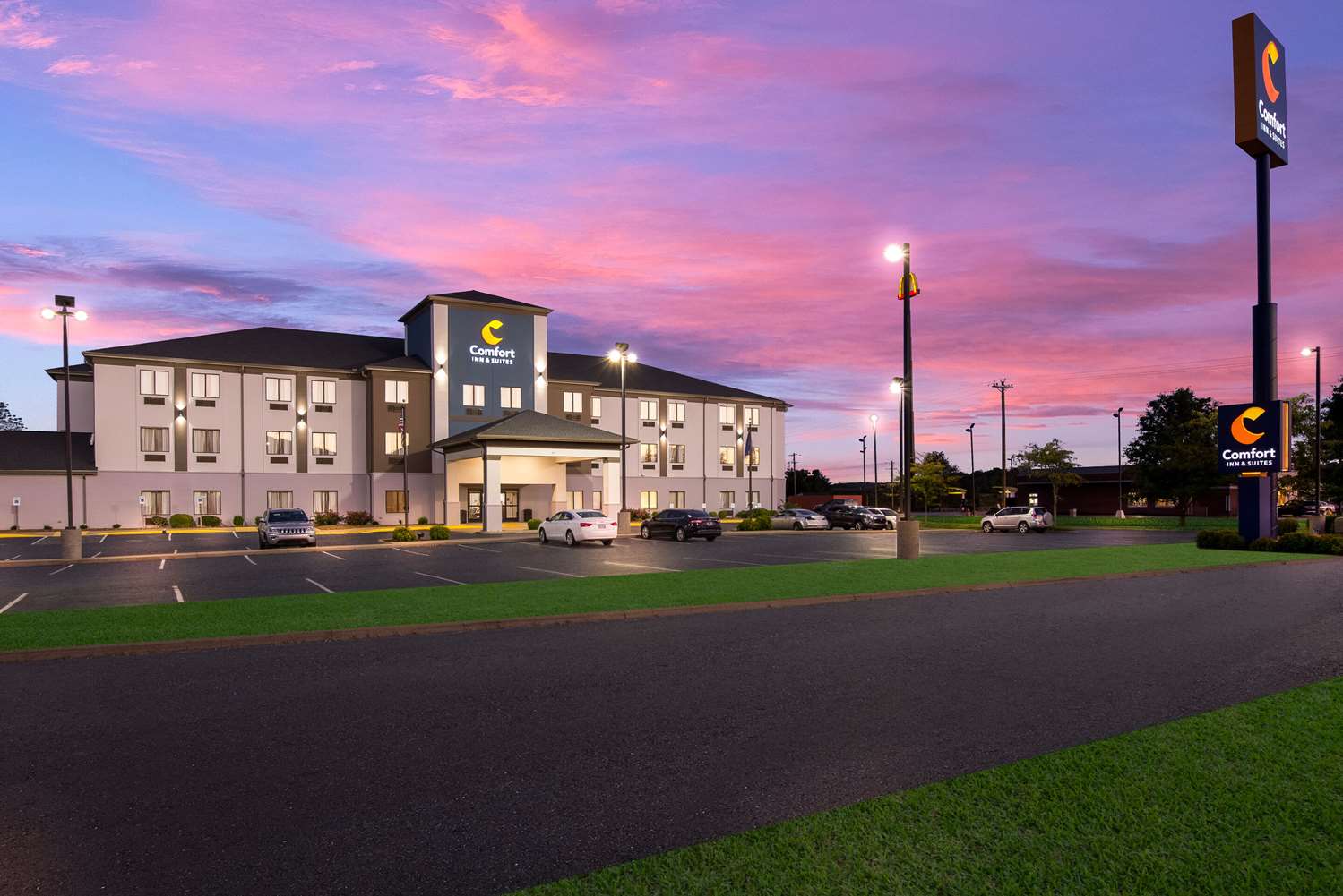 Comfort Inn & Suites Cave City 36/38