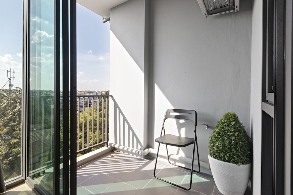 Nidhra Residence 32/50