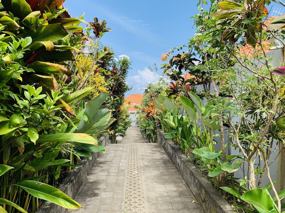 Pandawa Beach Home Stay 35/50