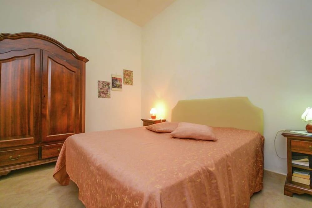 Casale Nunziatina 18/51