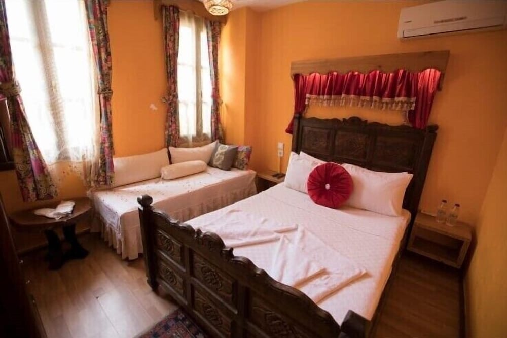 Chez Rumi Butik Otel 8/50
