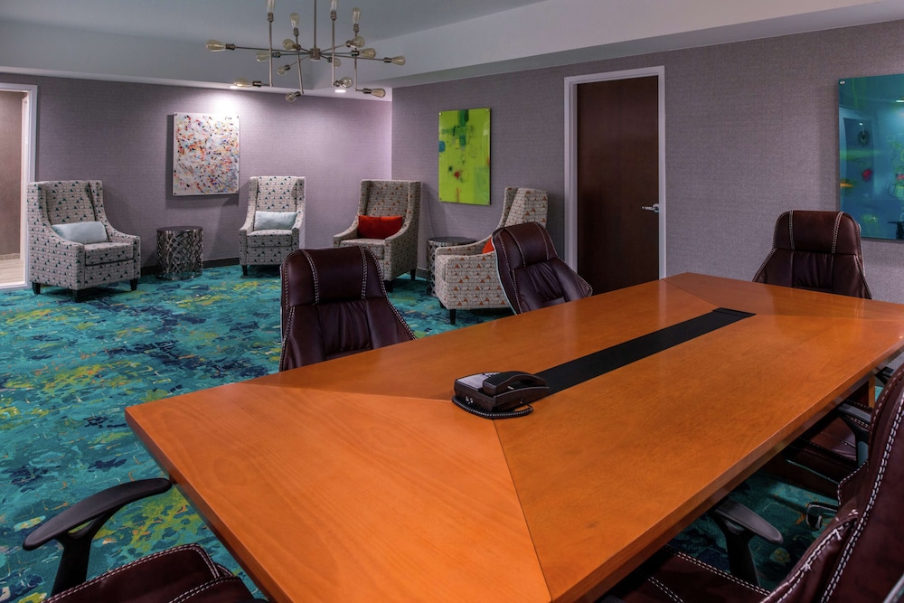 Hampton Inn Suites Atlanta Marietta Ga 31/52