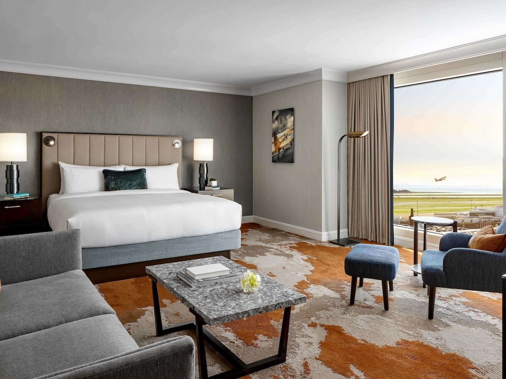 Fairmont Vancouver Airport 28/77