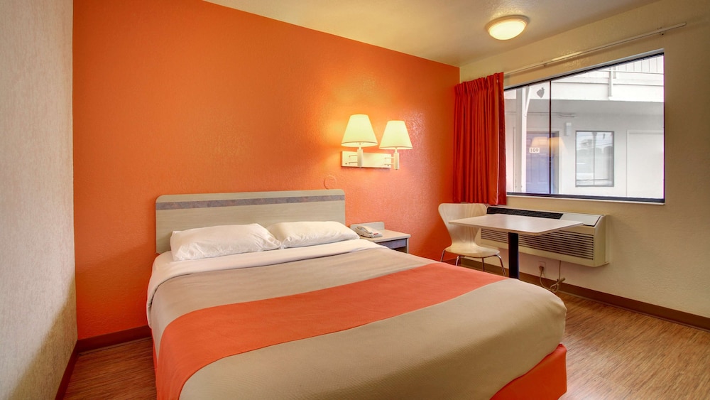 Motel6 Elizabethtown, KY 15/55