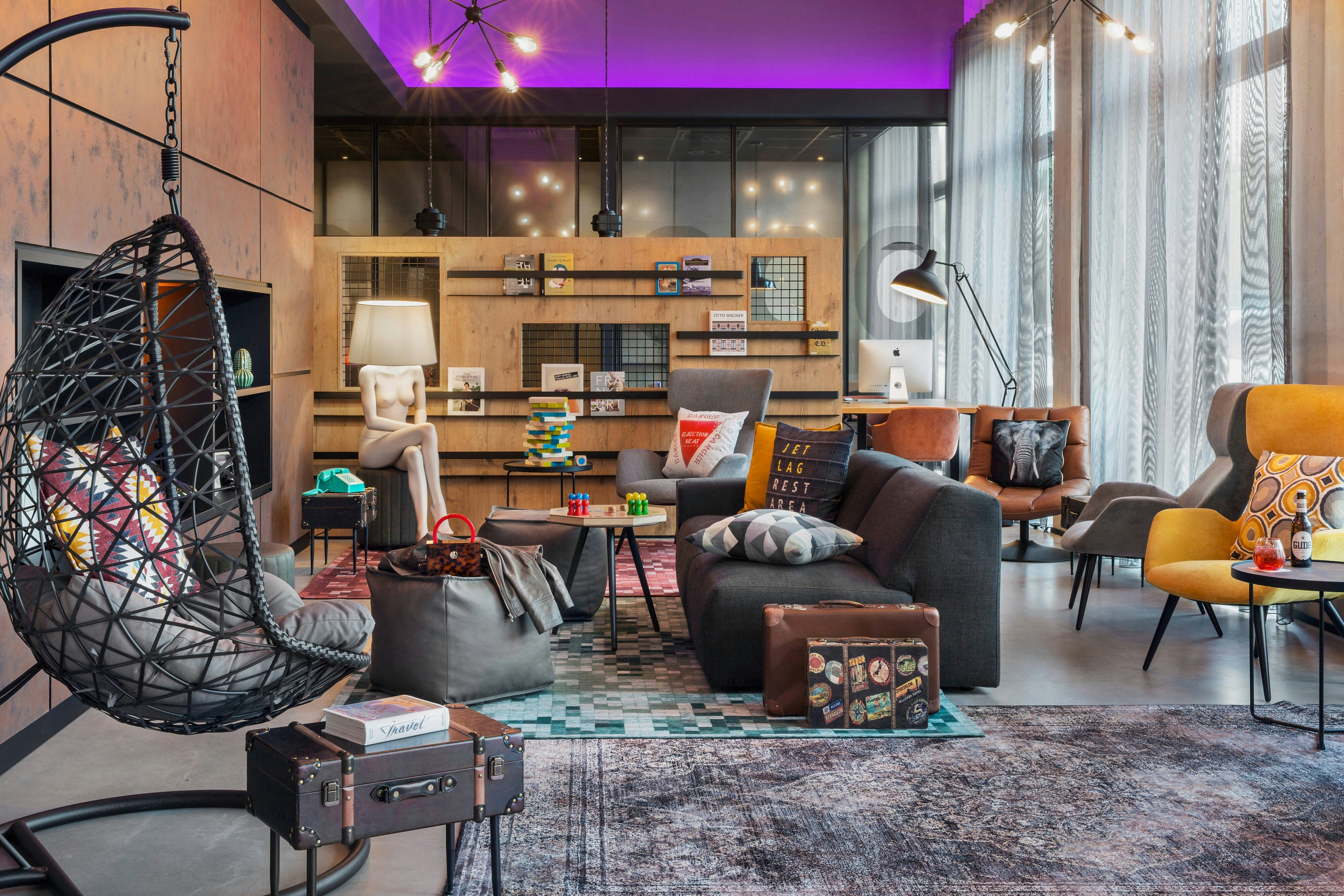 Moxy Frankfurt Airport Kelsterbach 23/37
