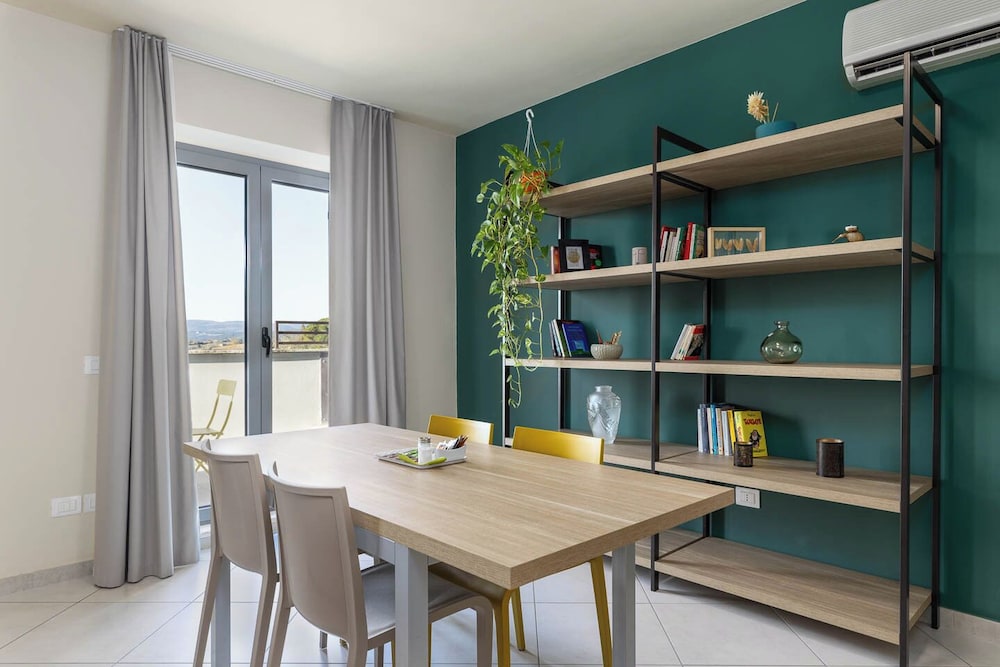 Tuscasi Aparthotel 51/67