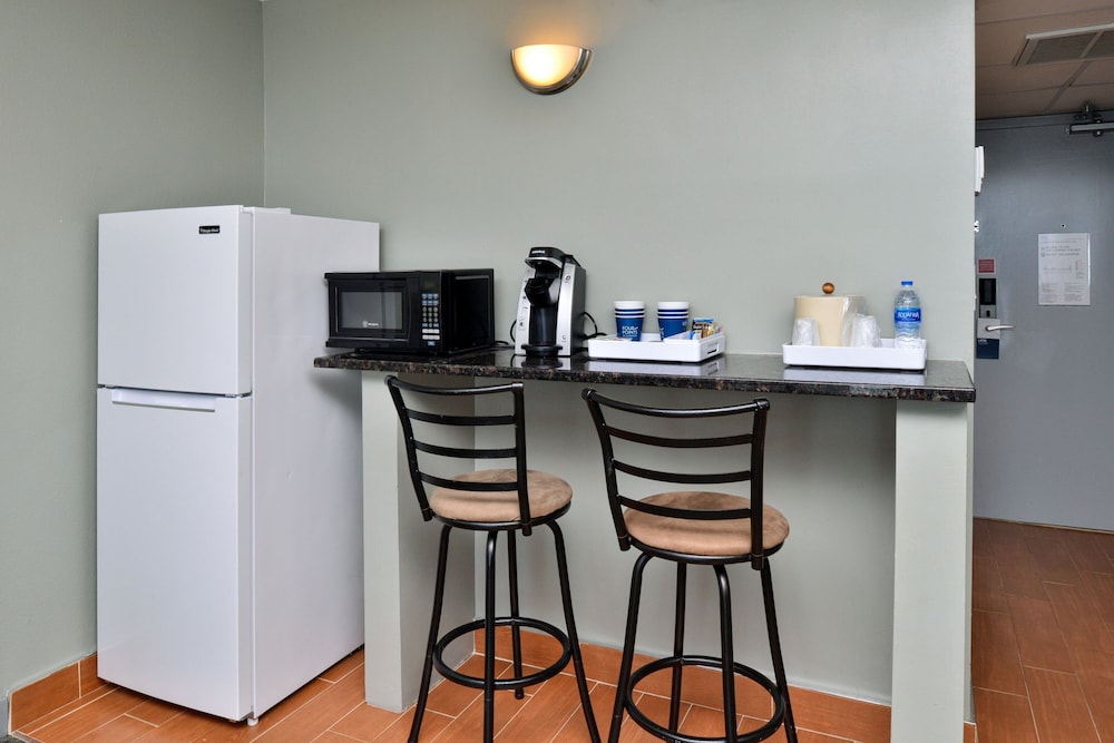 Four Points By Sheraton Virginia Beach Oceanfront 29/30