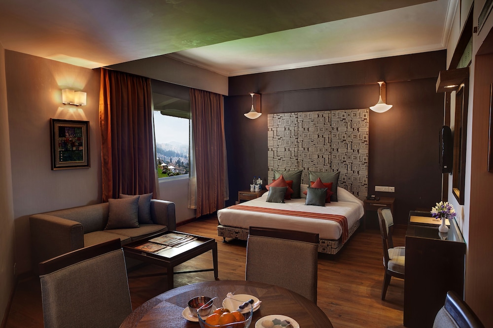 Sinclairs Retreat Ooty 38/66