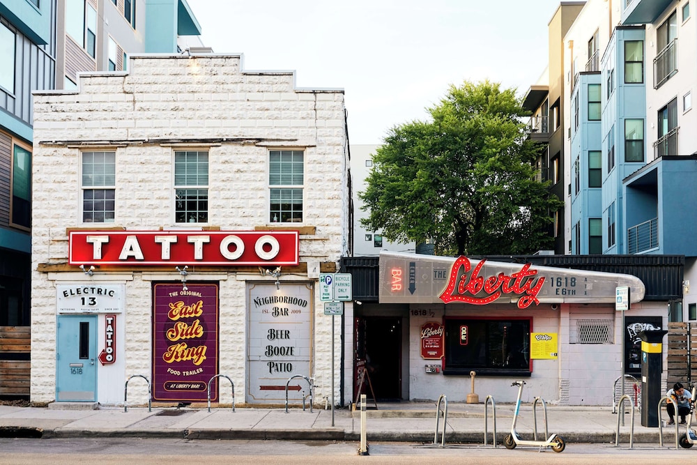 Sentral East Austin 1614 52/56