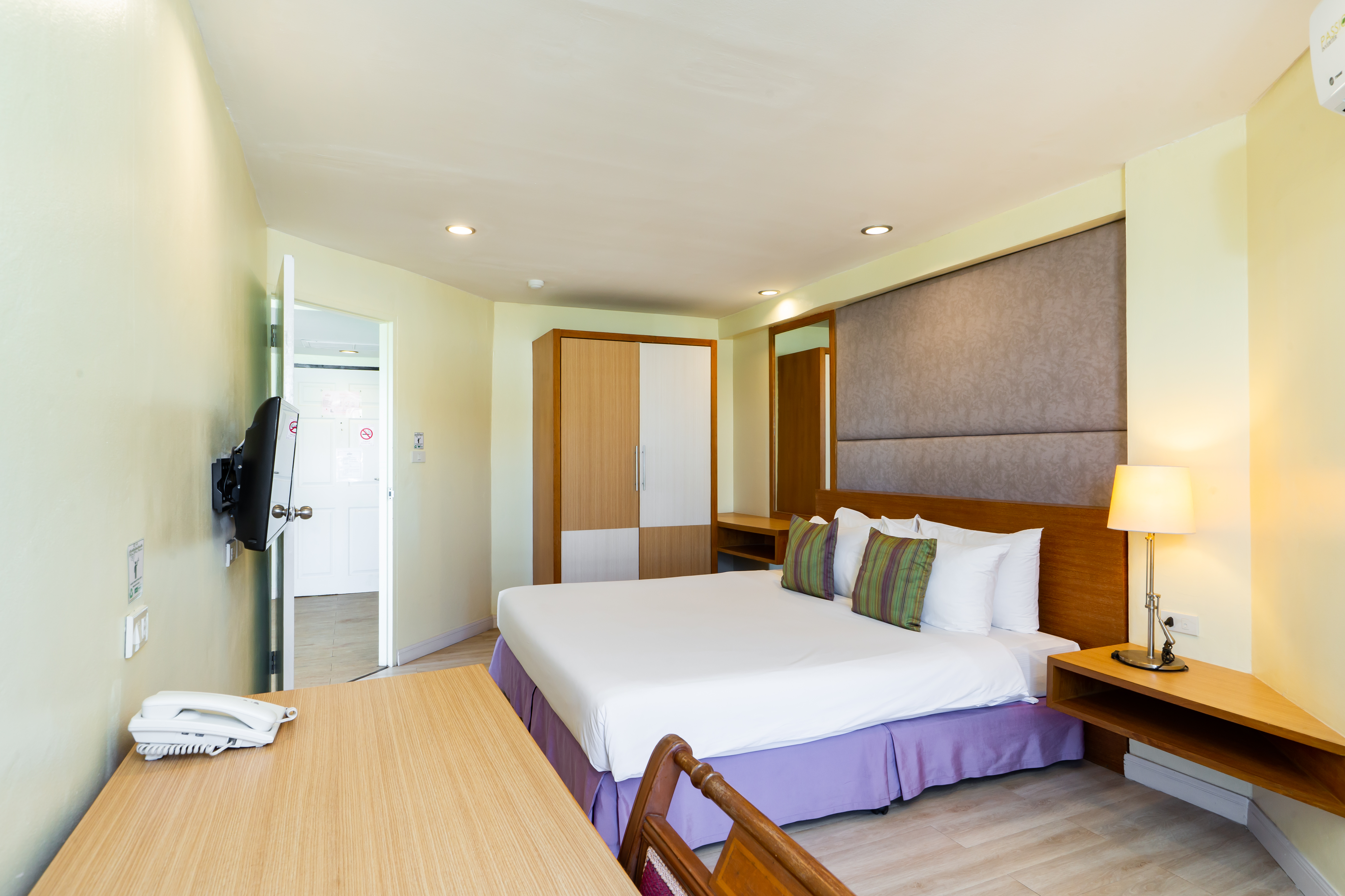 MINI SUITE