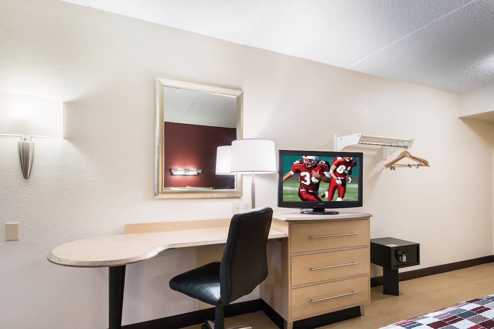 Red Roof Inn Laredo 27/35