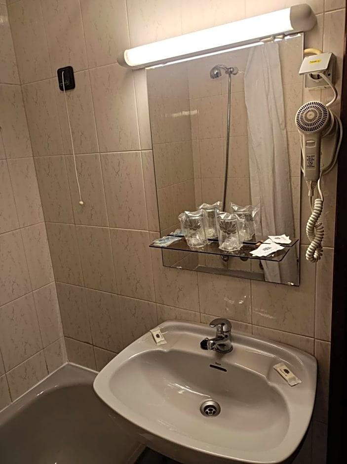 Hotel Cavaleiros De Cristo 46/50
