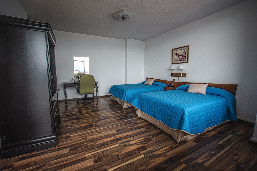 Hotel Palacio 10/57