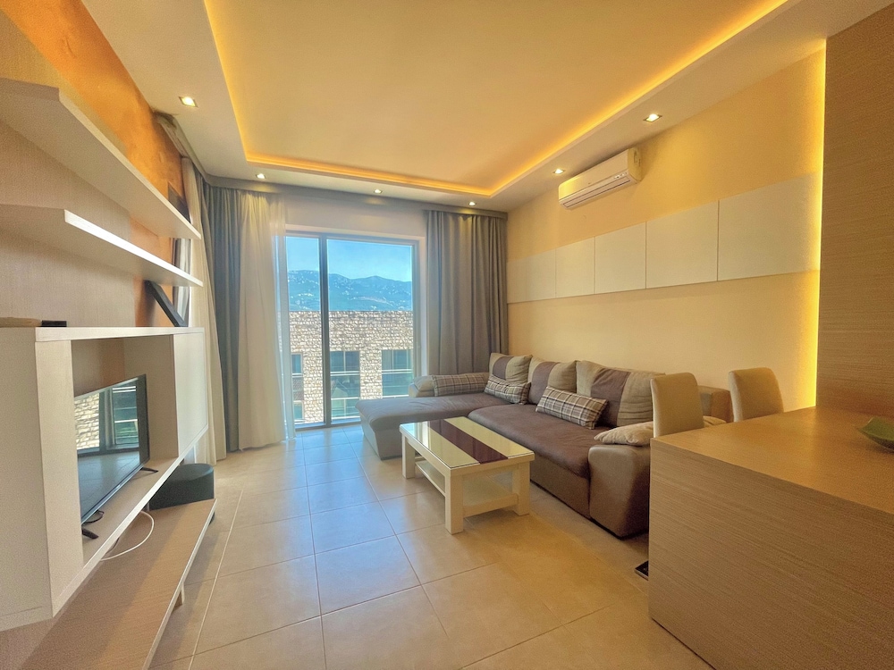 HOTEL BUTUA RESIDENCE 88/100
