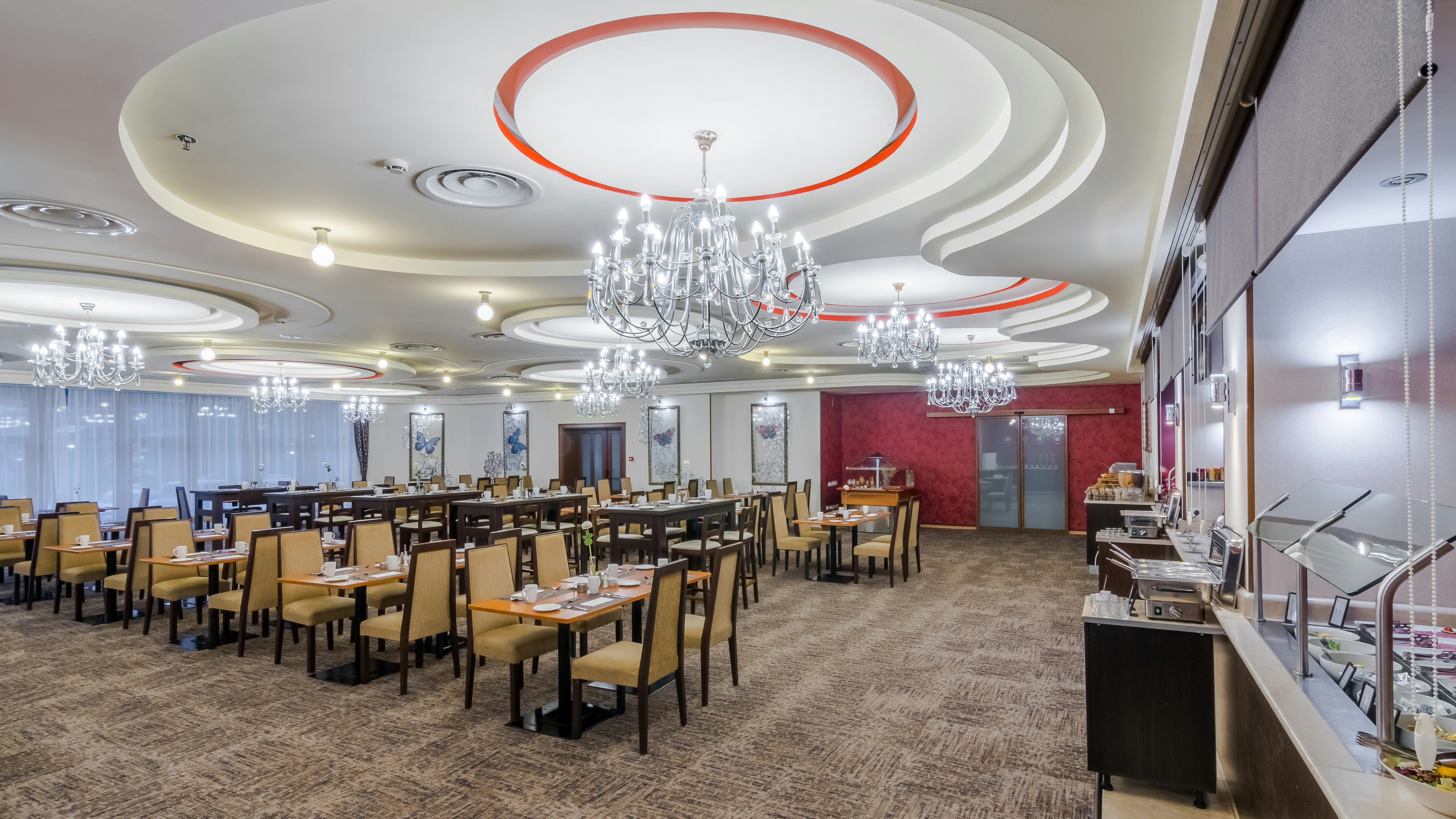 Hilton Sibiu 53/60