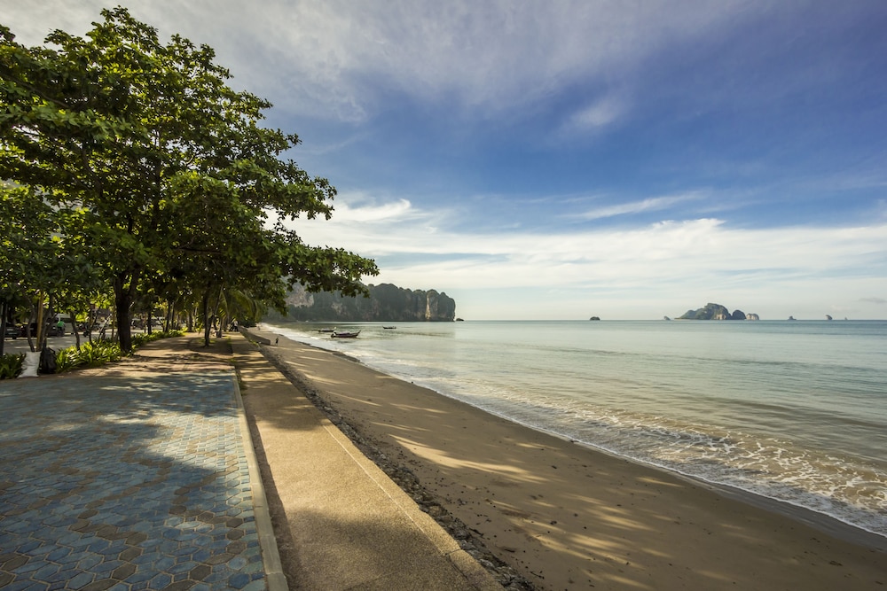ANDAMAN PEARL RESORT 60/67