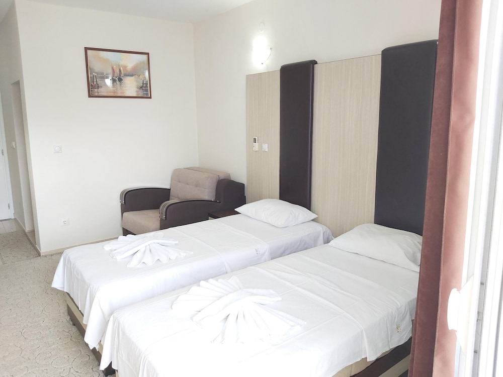 Hotel Zan 9/32
