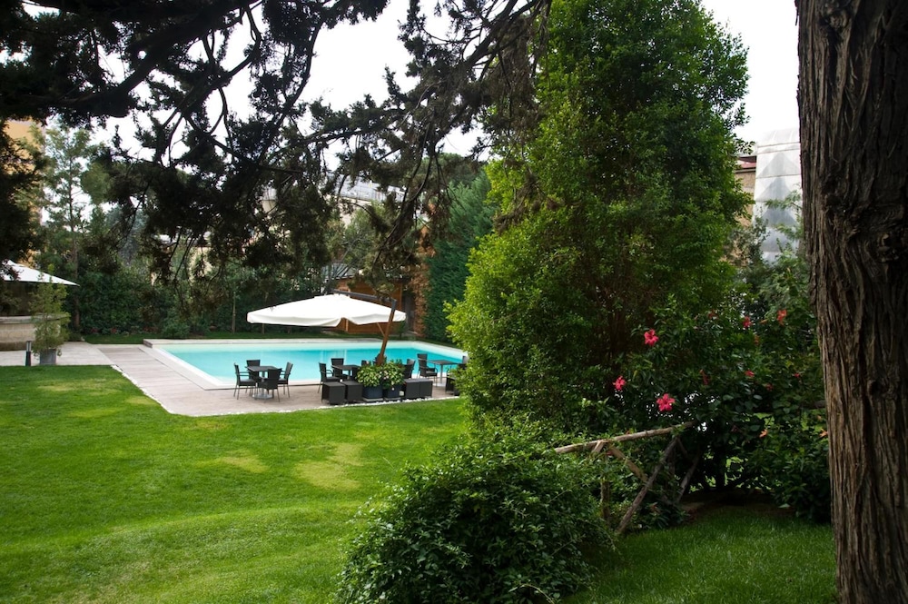 Villa Maria Cristina 37/43