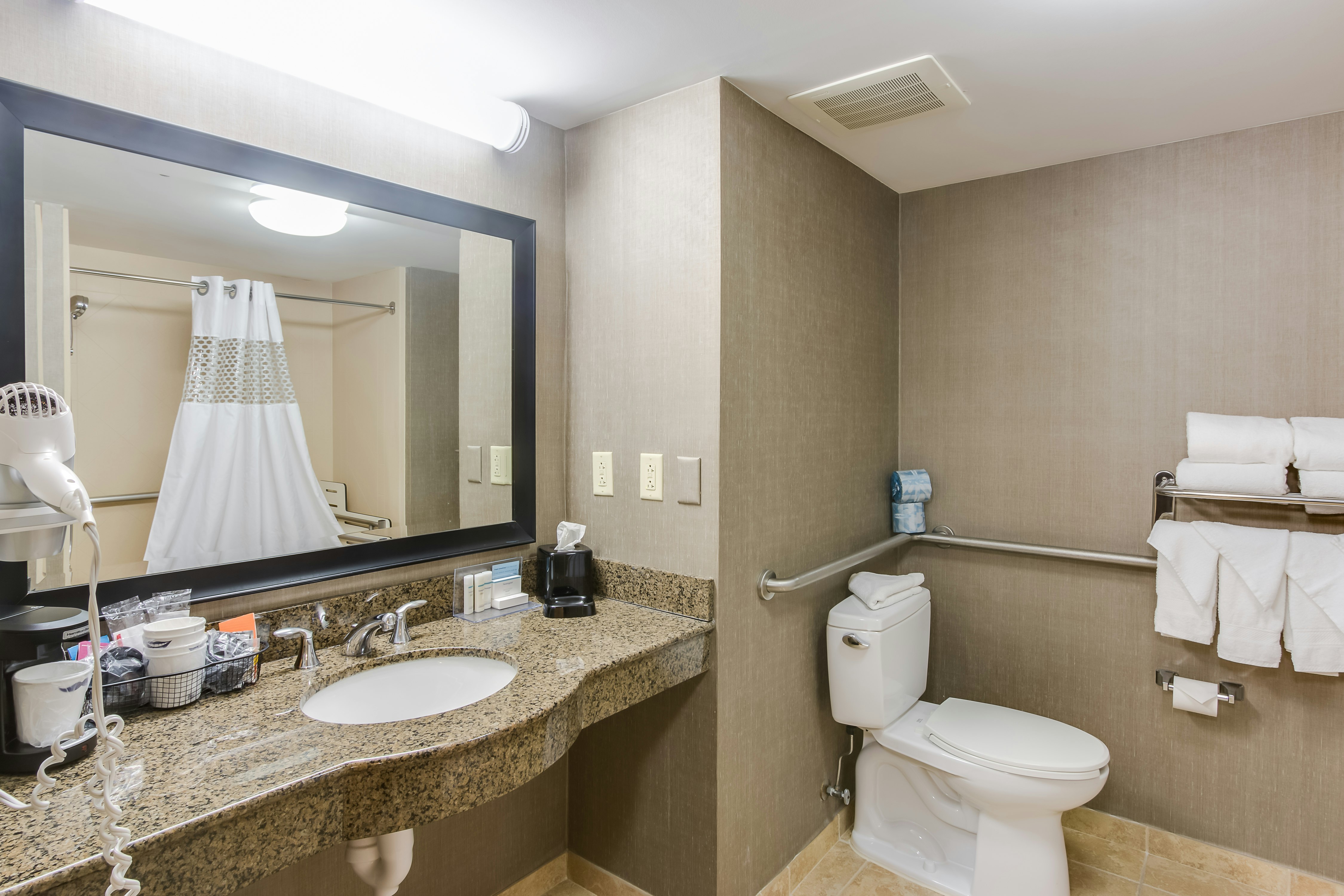 Hampton Inn & Suites Mt. Juliet 46/48
