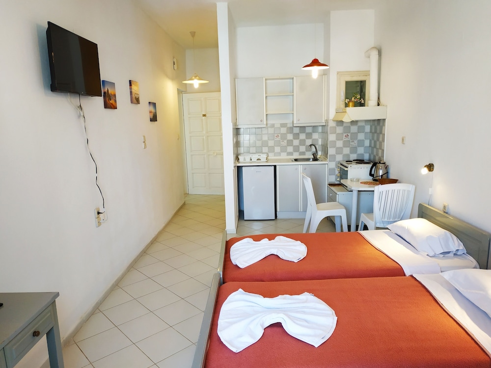 Renia Hotel 30/60