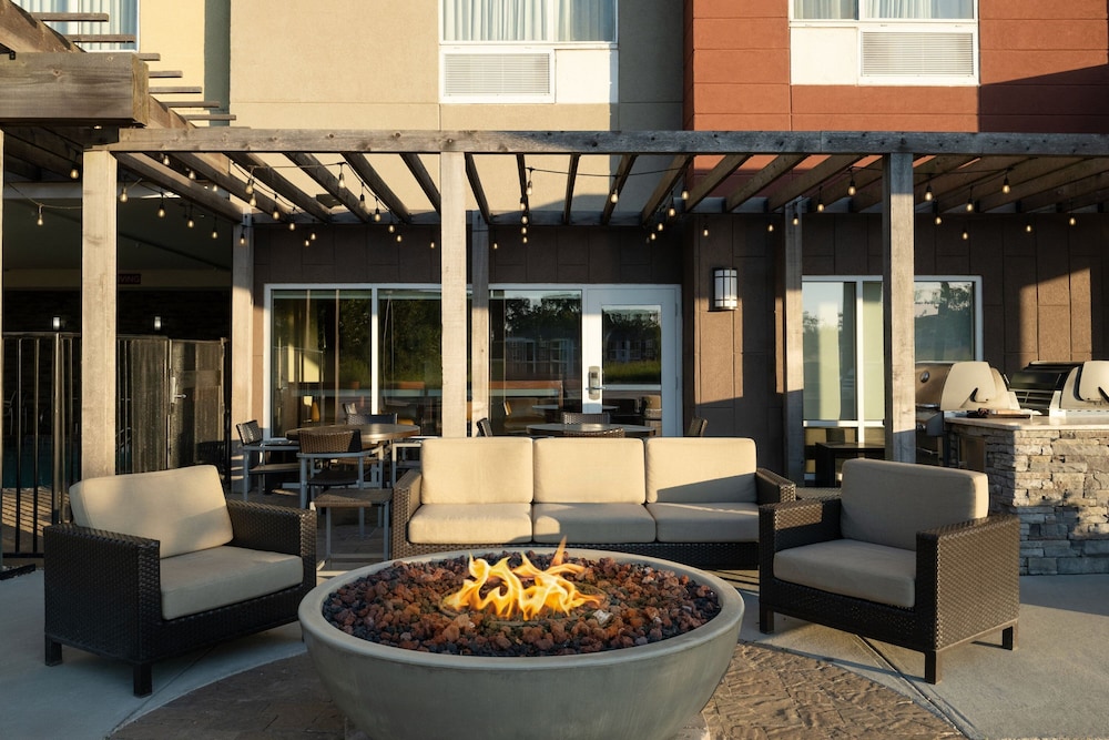 TownePlace Suites by Marriott Lafayette South 20/30
