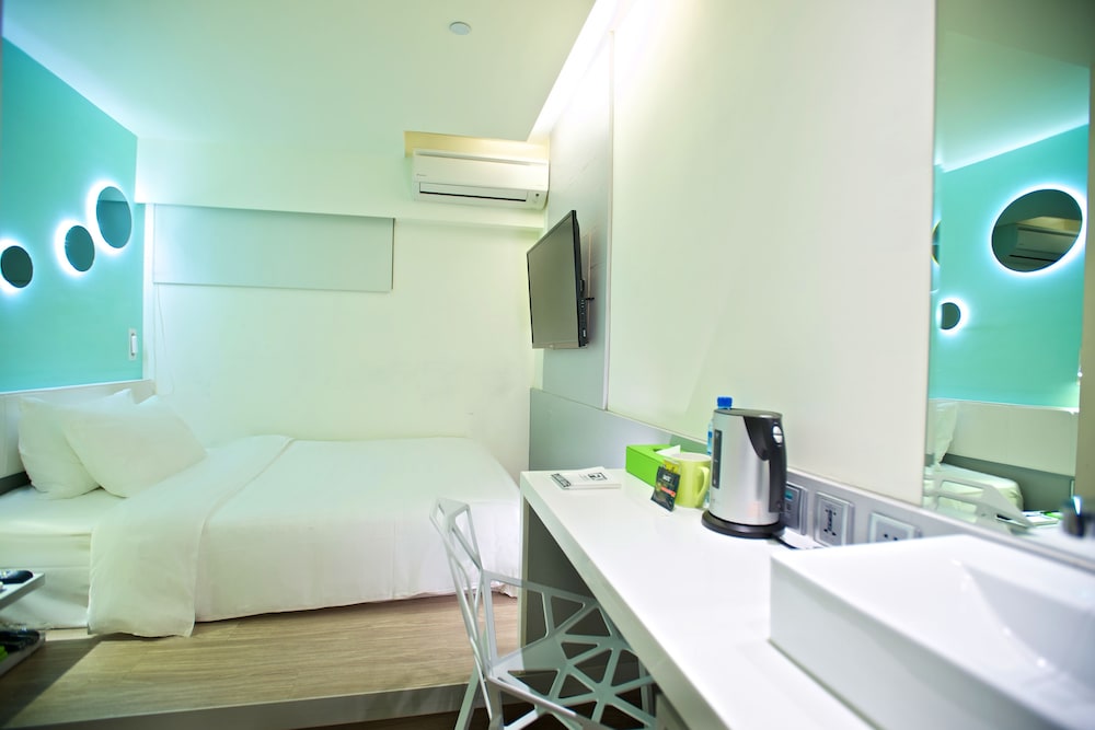 Fx Inn Kaohsiung Zhonghua Road Branch 25/56