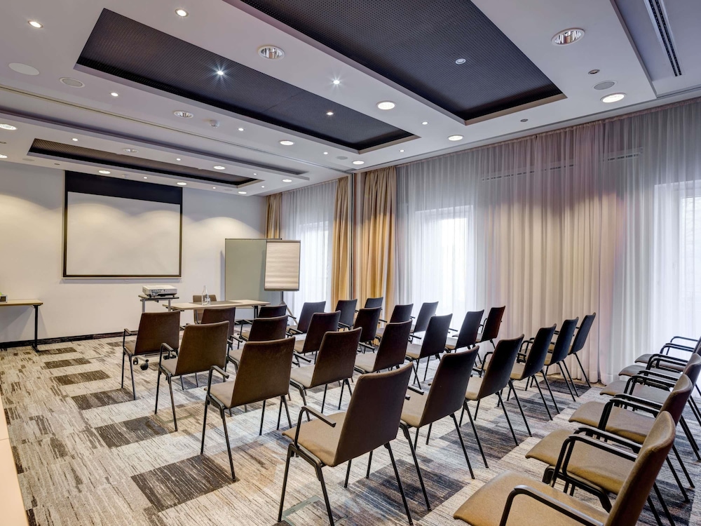 Mercure Hamburg Mitte 66/76