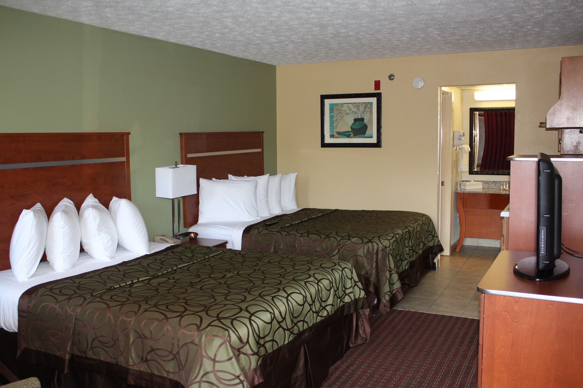 Room, 2 Queen Beds, Accessible 3/5