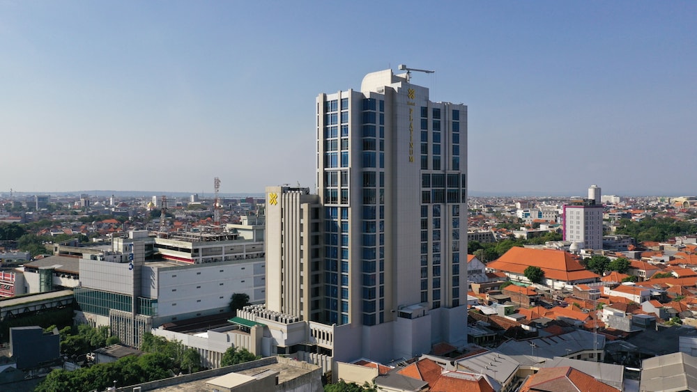Platinum Tunjungan Hotel 2/50