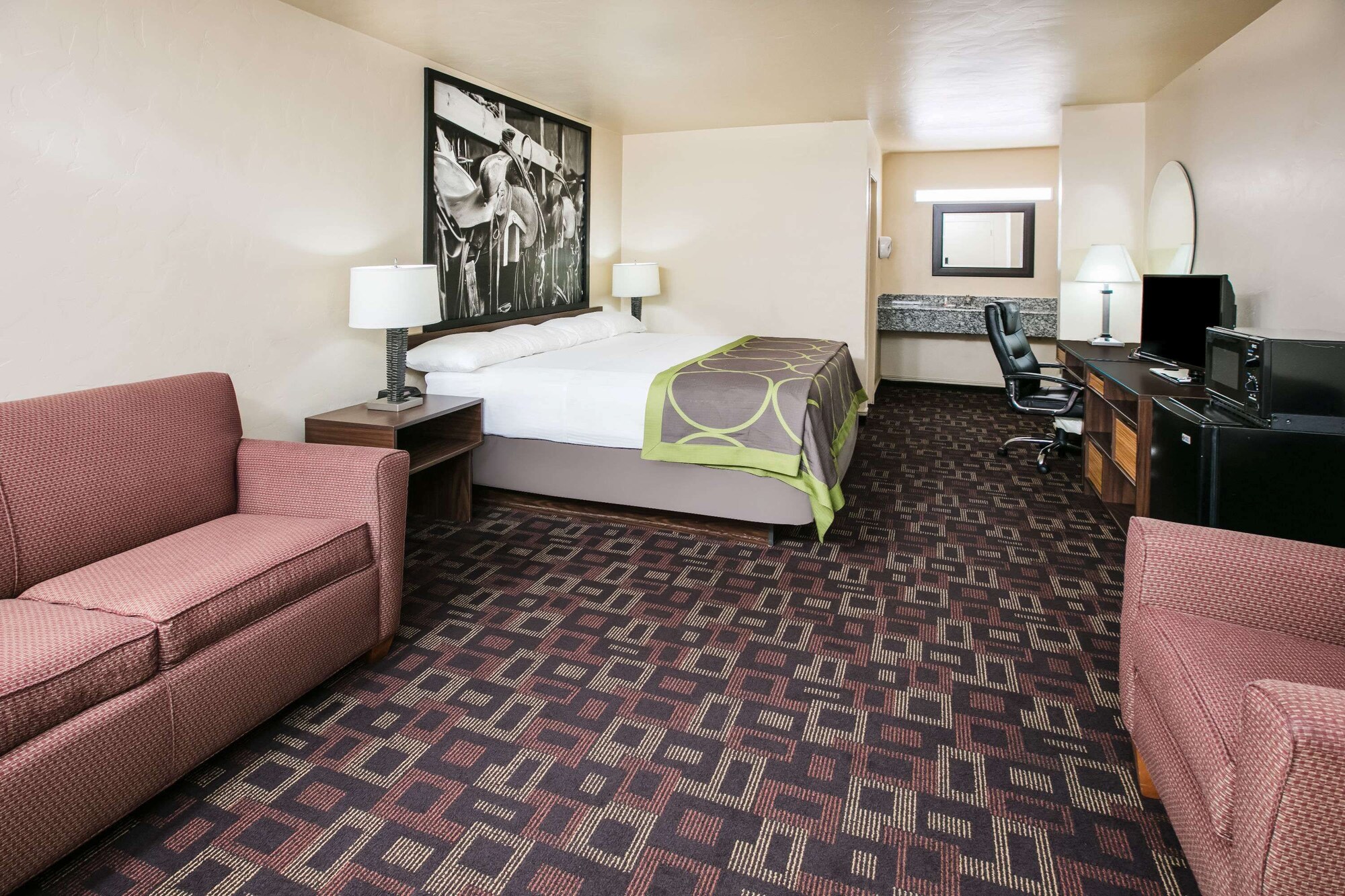 غرفة بسرير كوين للمدخنين لذوي الإعاقة، Super 8 by Wyndham Oklahoma Airport Fairgrounds West 2/3