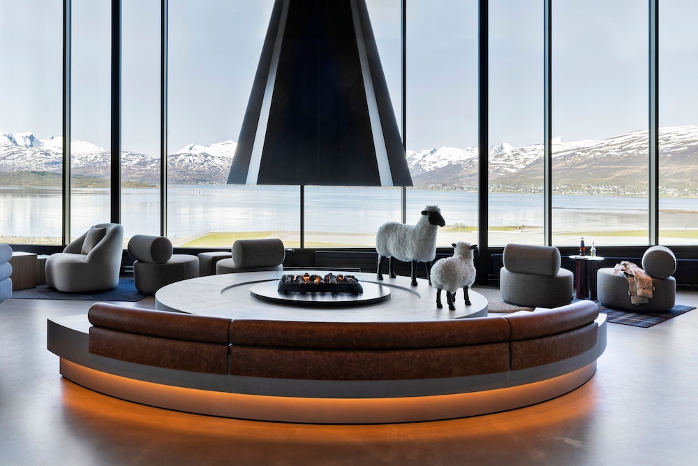 Moxy Tromso 43/48
