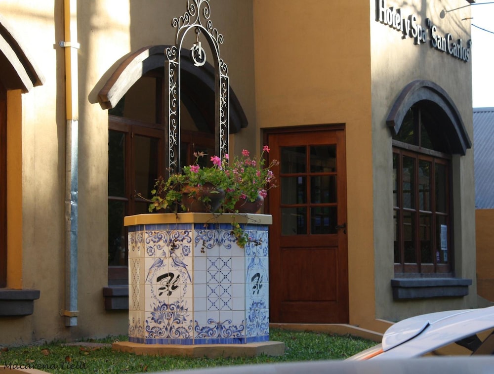 Hotel San Carlos 8/40