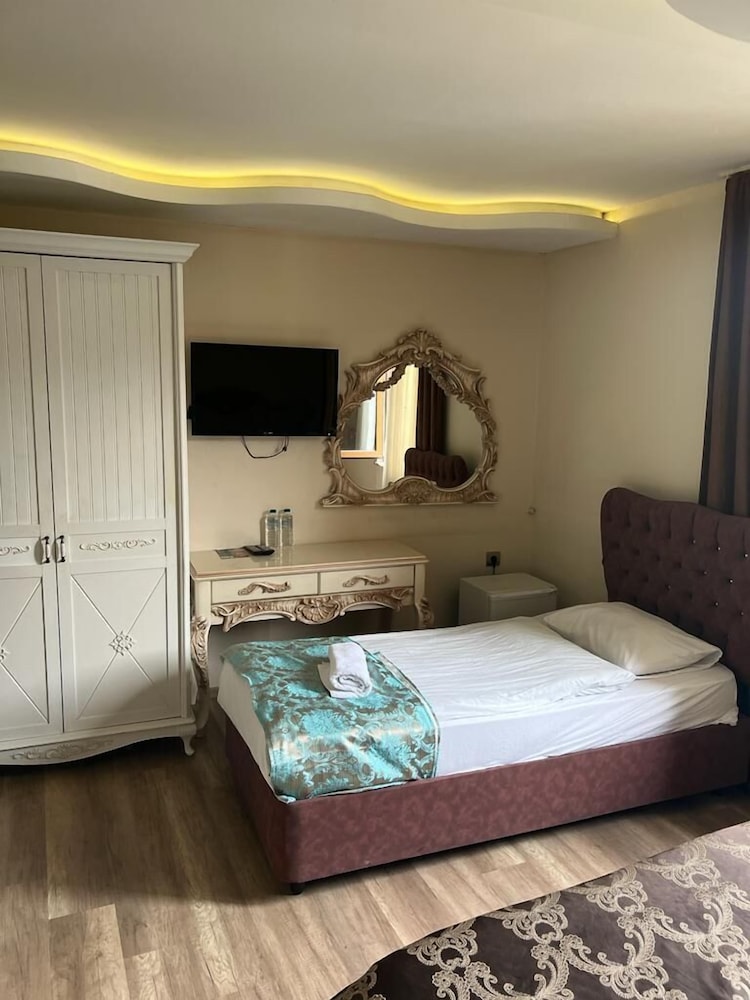 SANLI HOTEL 21/62