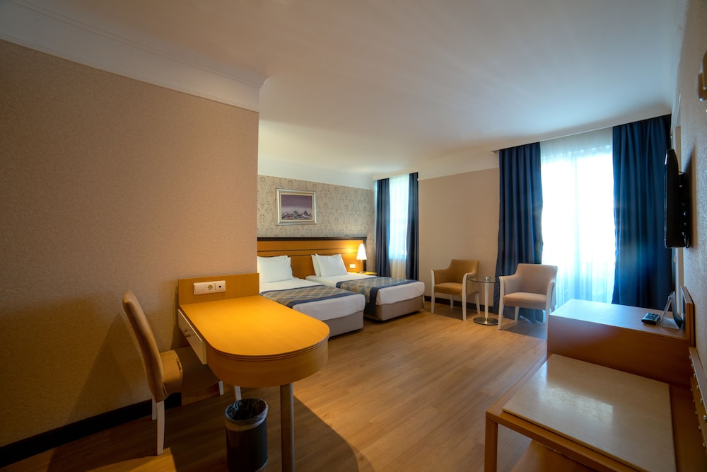 Porto Bello Hotel Resort & Spa 35/67