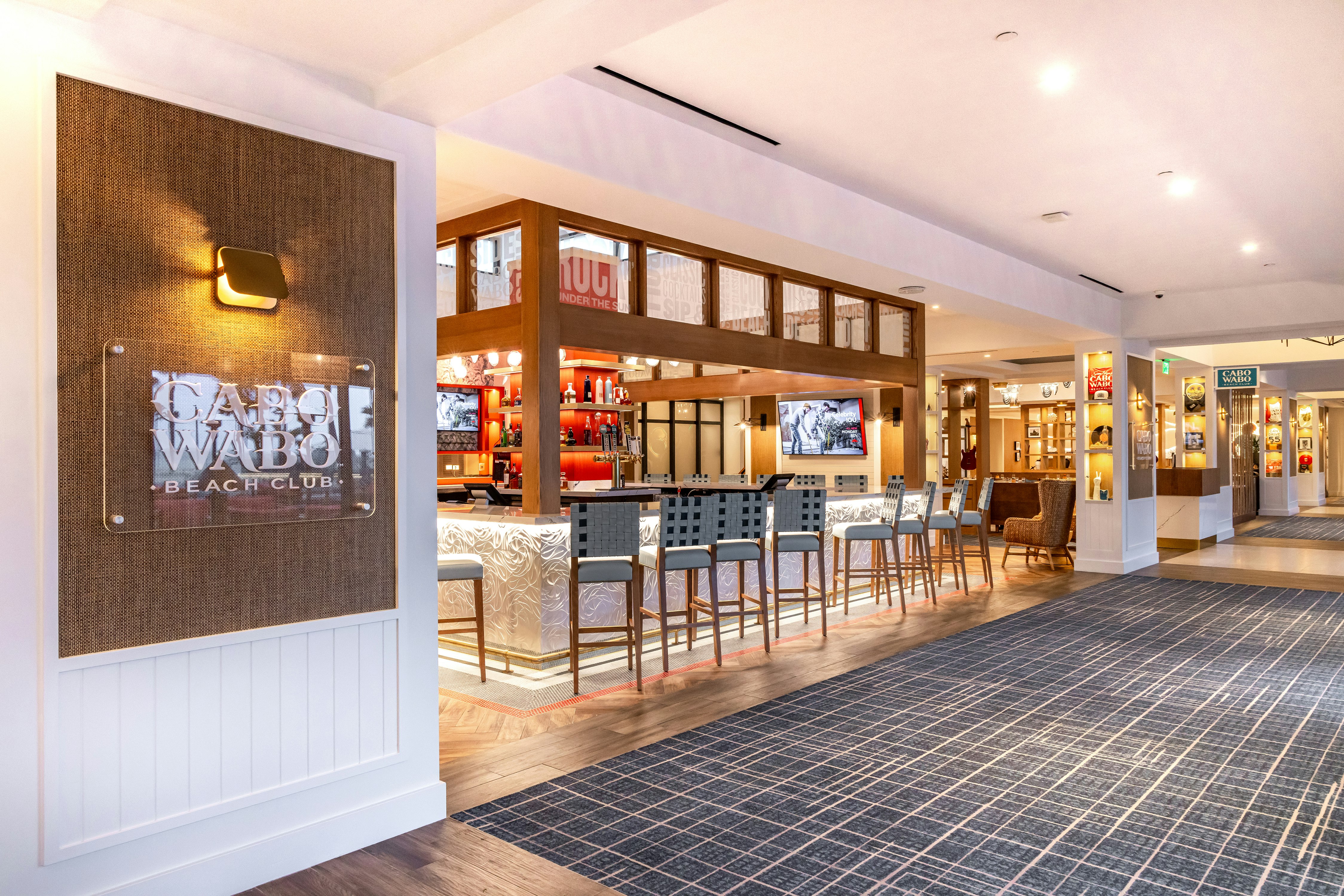 The Waterfront Beach Resort, a Hilton Hotel 14/77