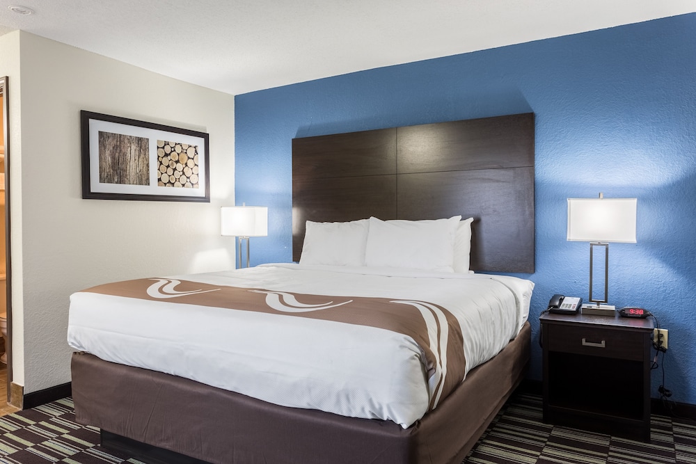 Quality Inn Farmington 12/21