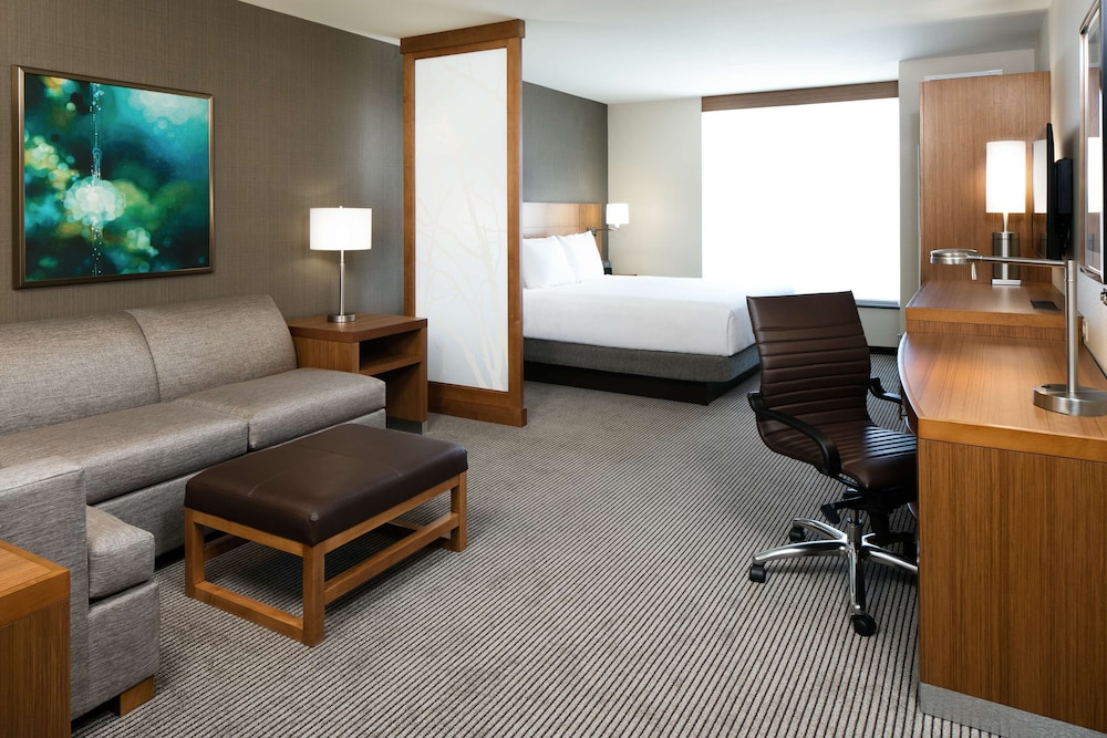 Hyatt Place Kansas City Lenexa City Center 36/56