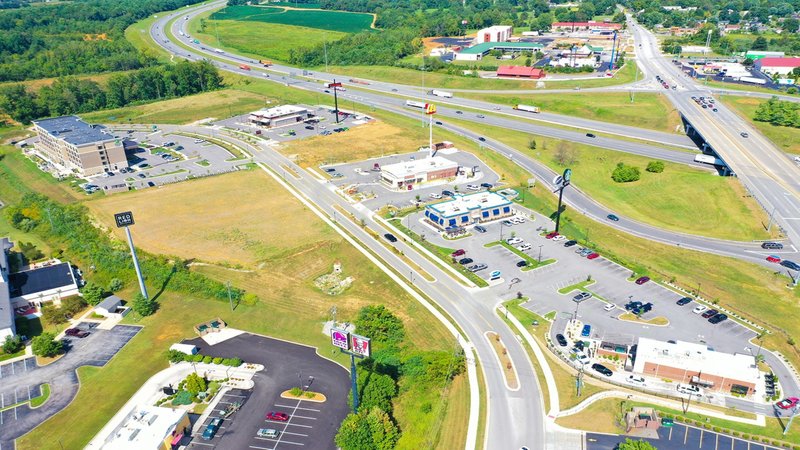 HOLIDAY INN EXPRESS & SUITES ELIZABETHTOWN NORTH 47/47