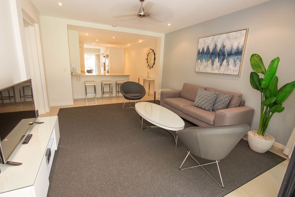 Noosa Springs Golf Resort Spa 43/65