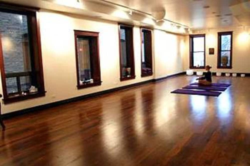 Ruby Room 26/41