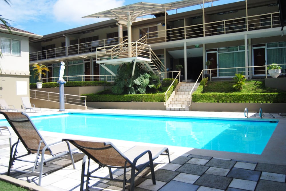 Hotel Vista De Golf 46/50