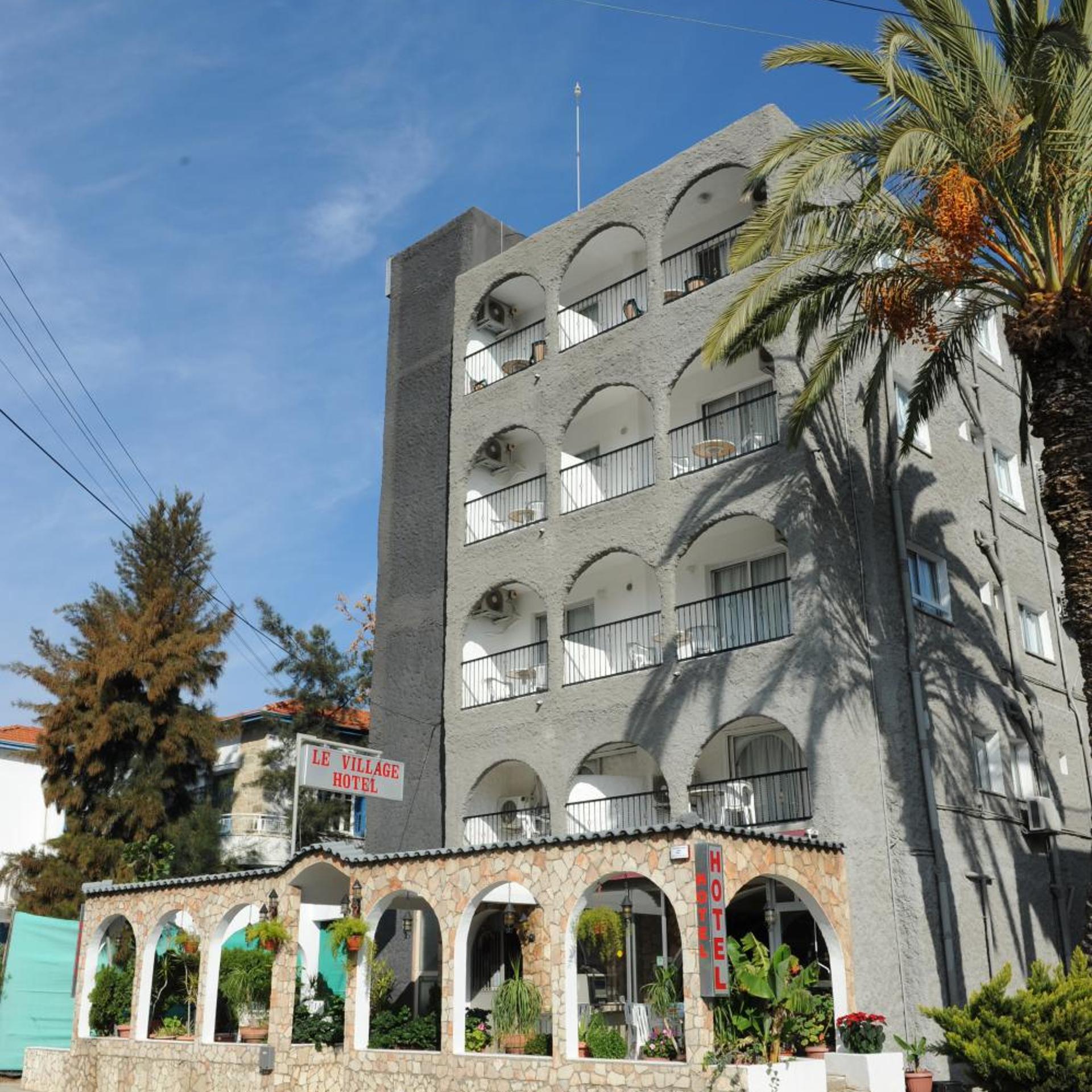 Le Village Hotel 1/50