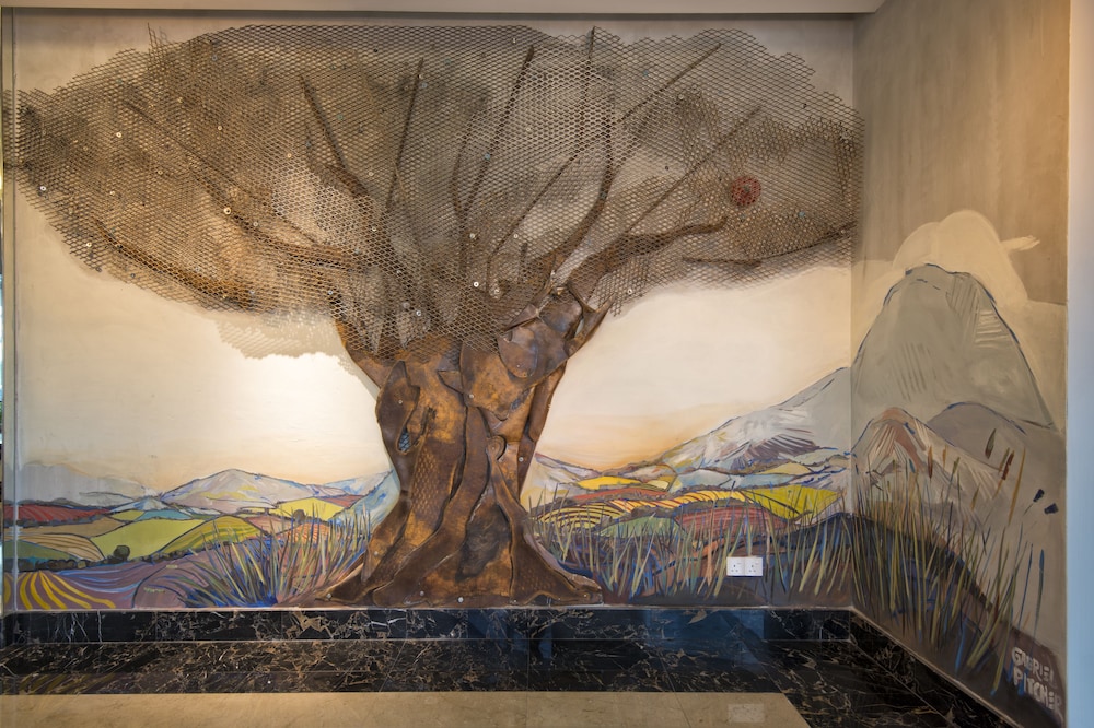 Olive Tree Hotel 27/63